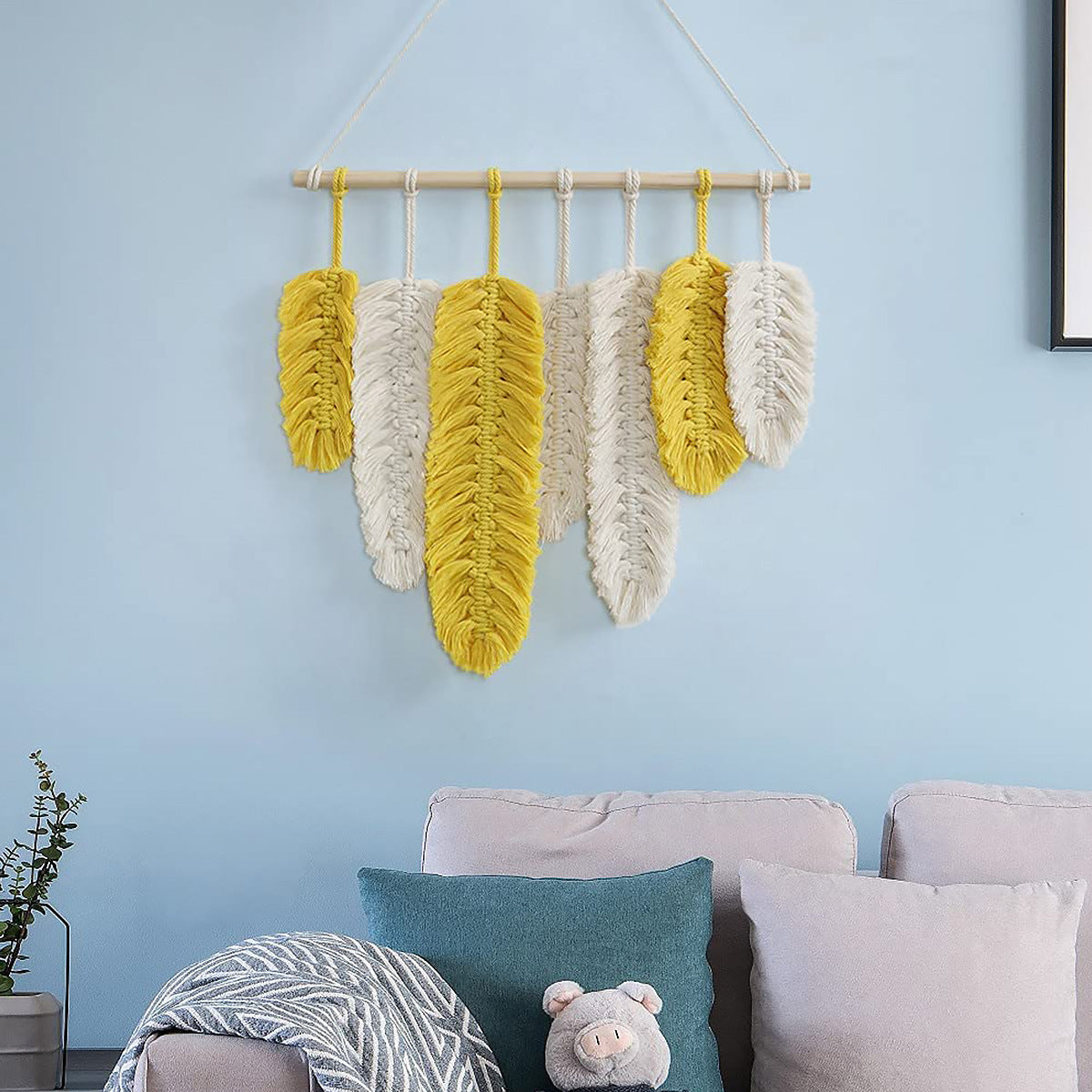 Macrame - Feather inspired wall hanging
