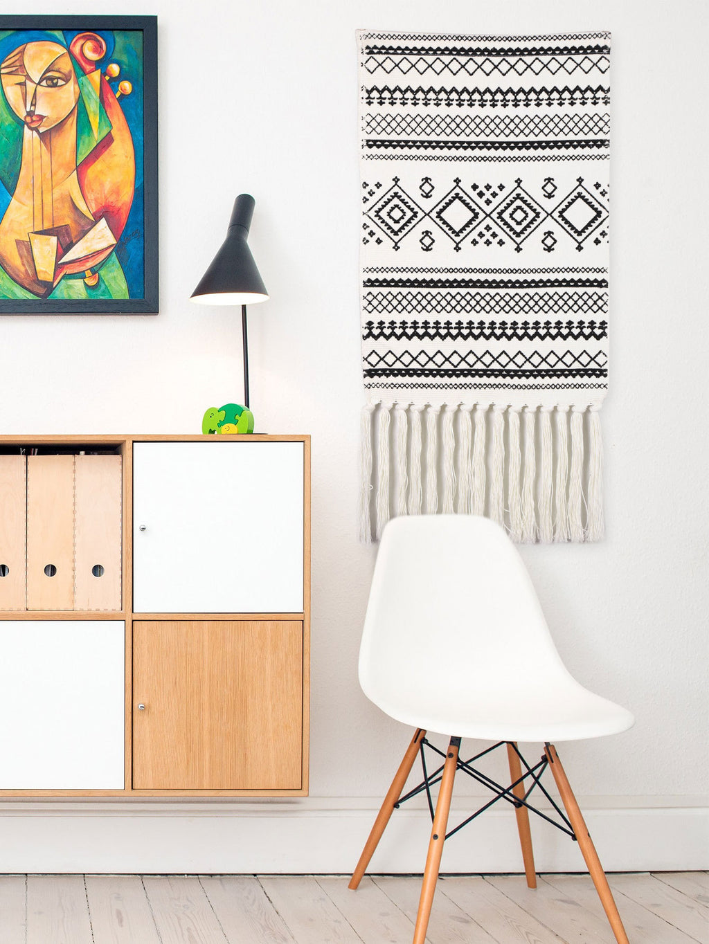Macrame - Bohemian Tapestry - Geometric Pattern