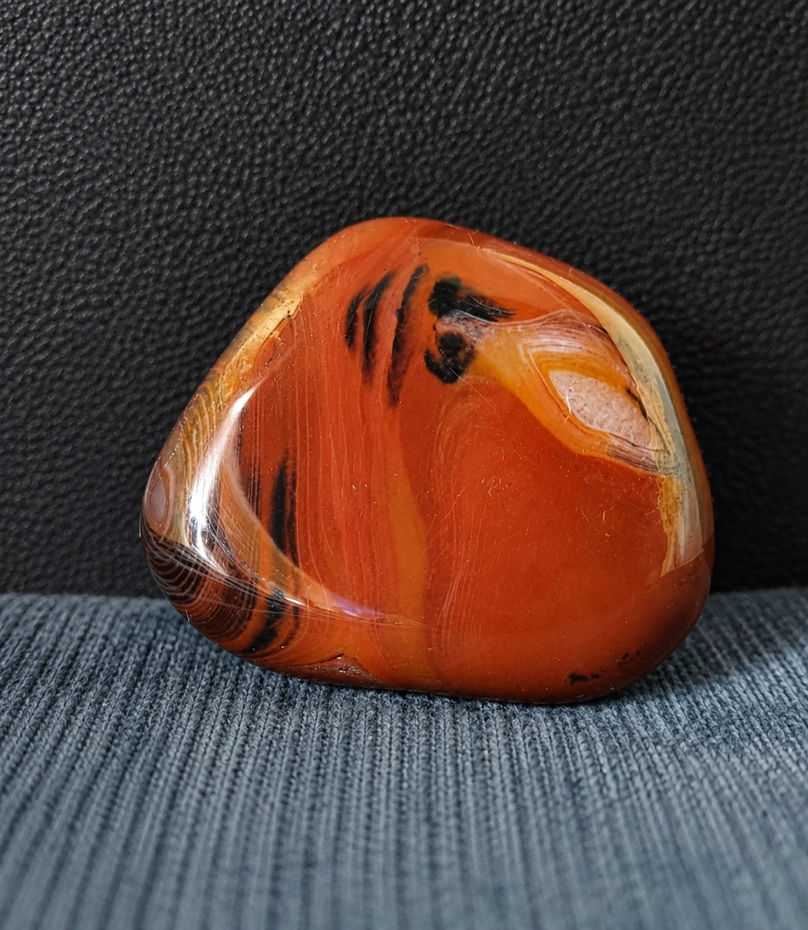 Madagascar Agate Palmstone - Inner Peace