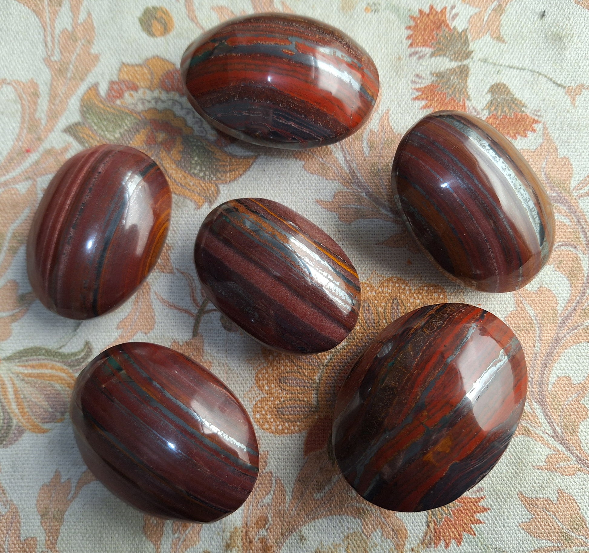 Tiger Iron - Red Tiger Eye - Palmstone