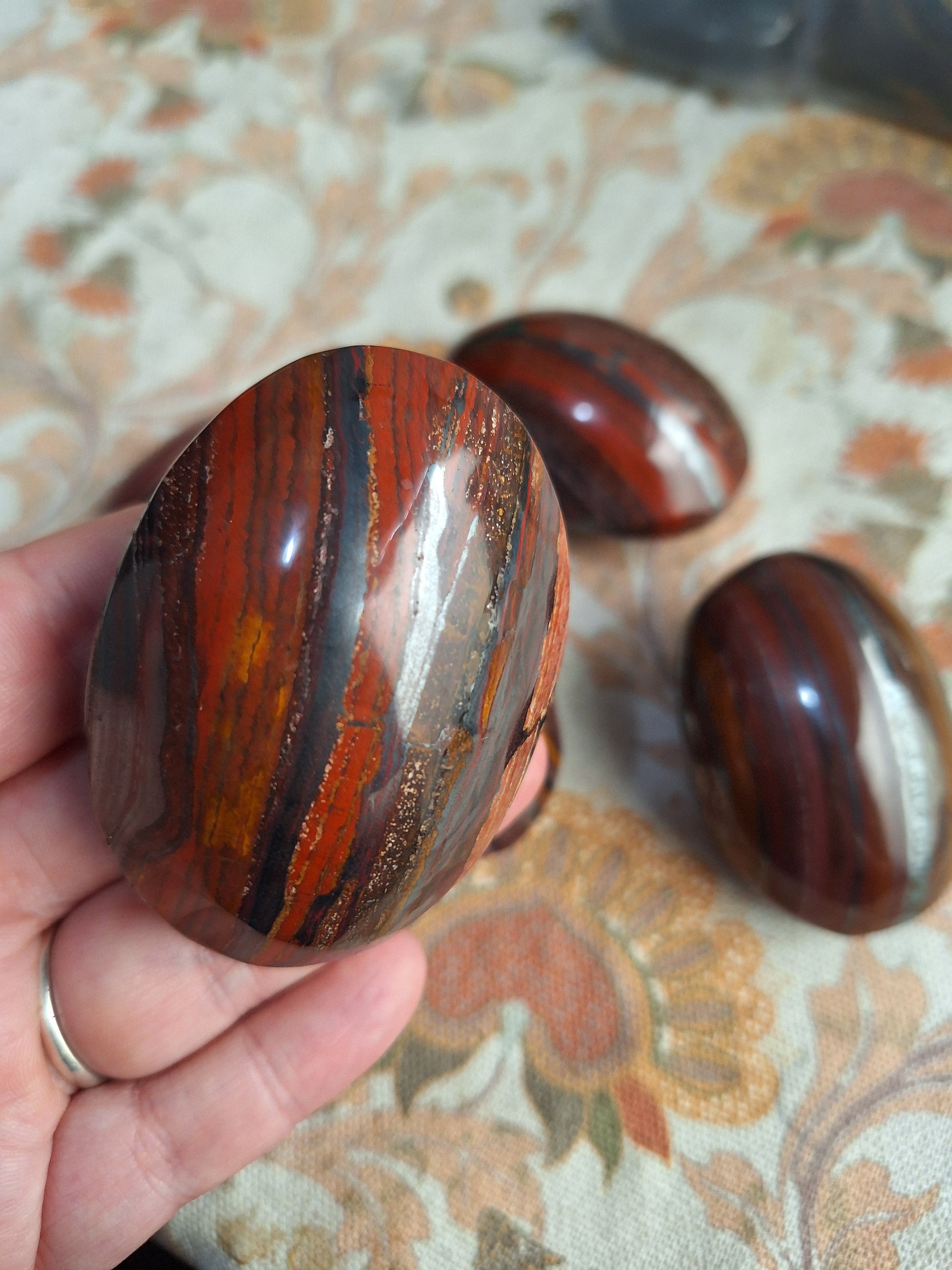 Tiger Iron - Red Tiger Eye - Palmstone