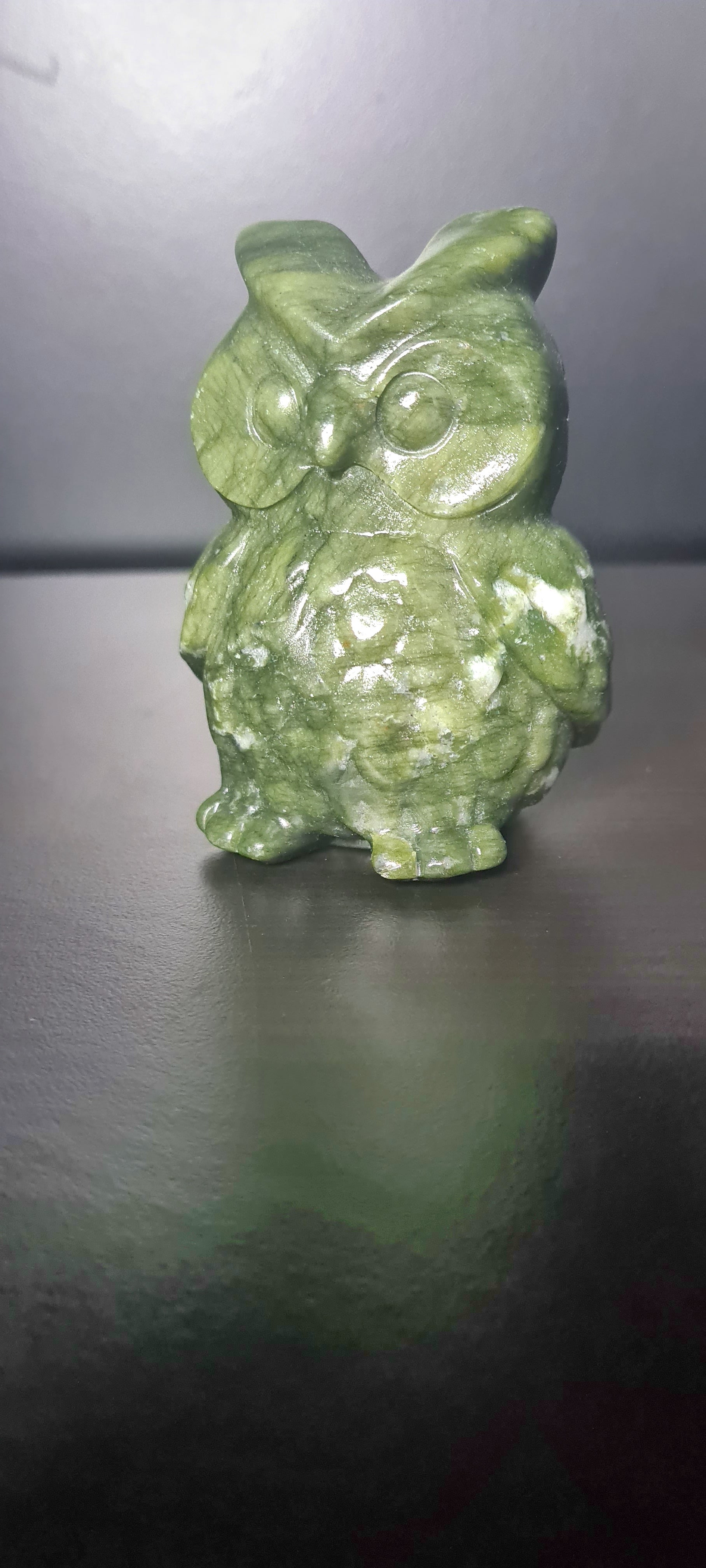 Carved Green Jade Owl Statue – Wisdom in Stone