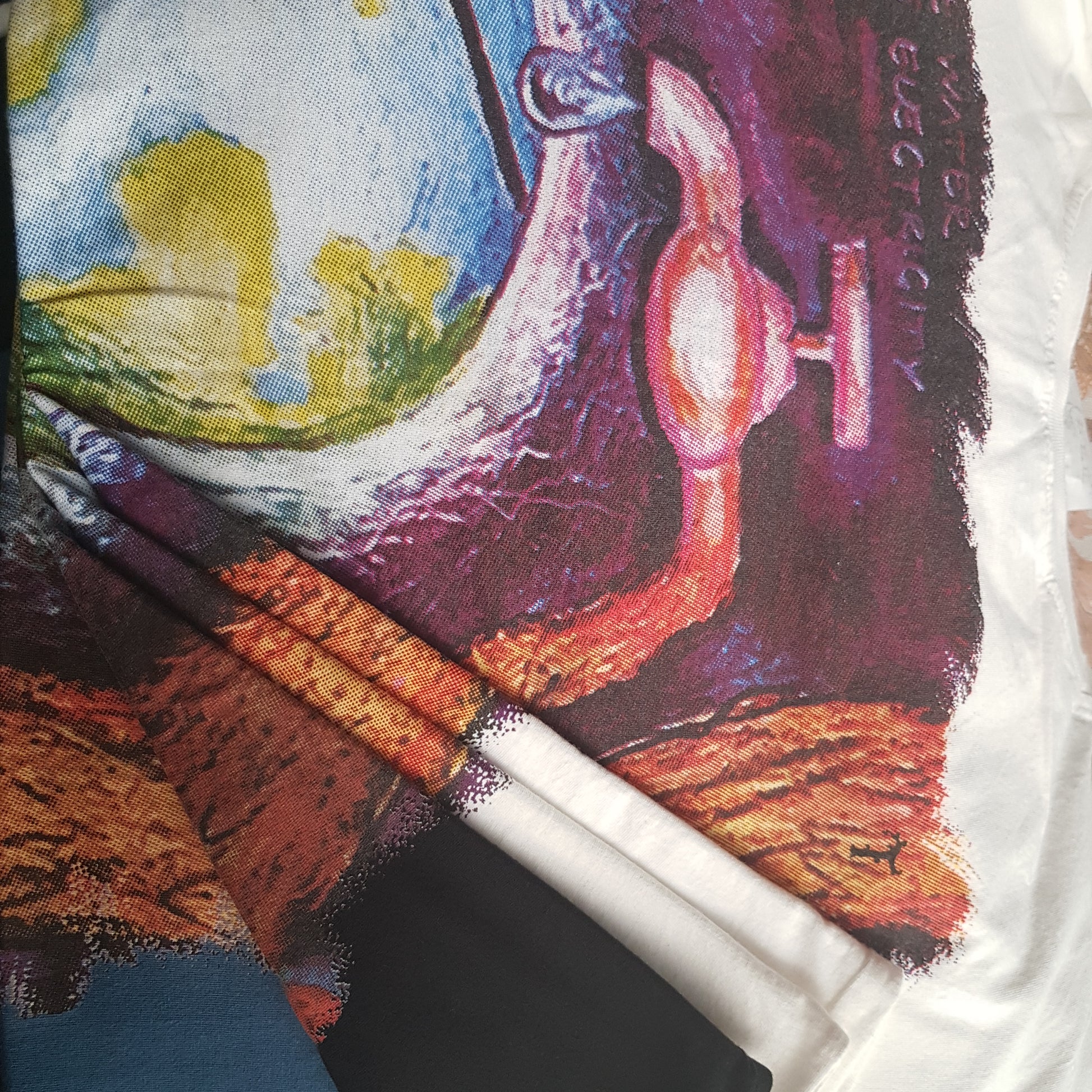 T-Shirt - Environmentally Conscious - Save Water
