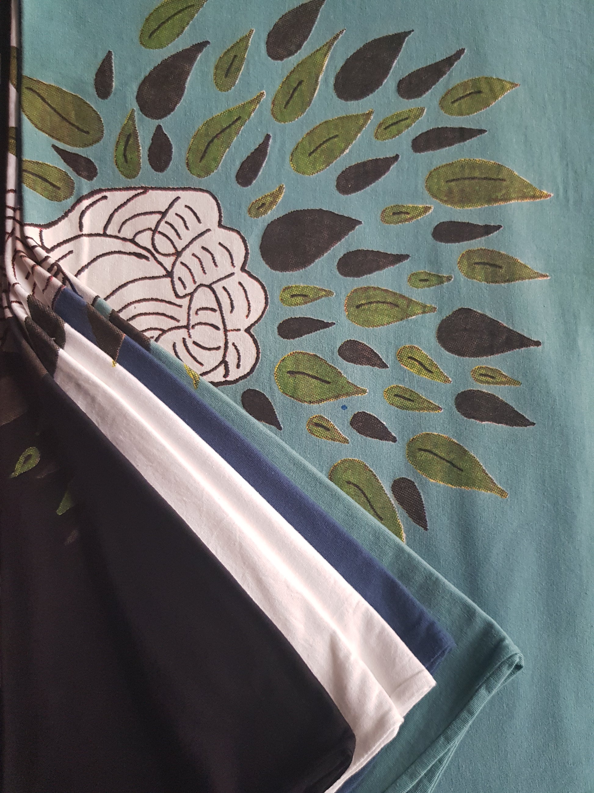 T-Shirt - Environmentally Conscious - Save Trees Save Earth