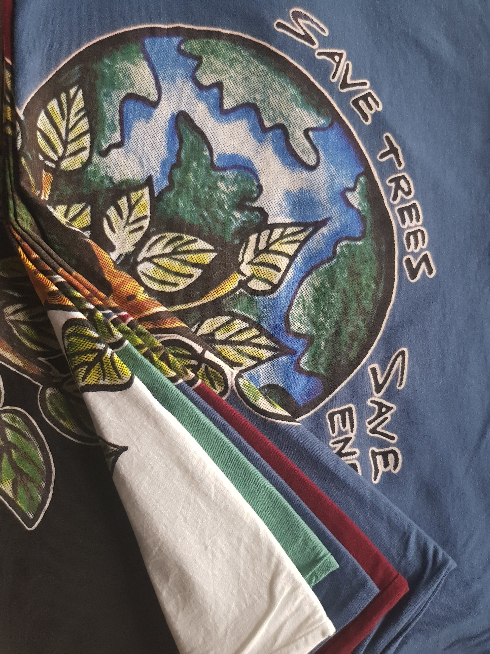 T-Shirt - Environmentally Conscious - Save Energy
